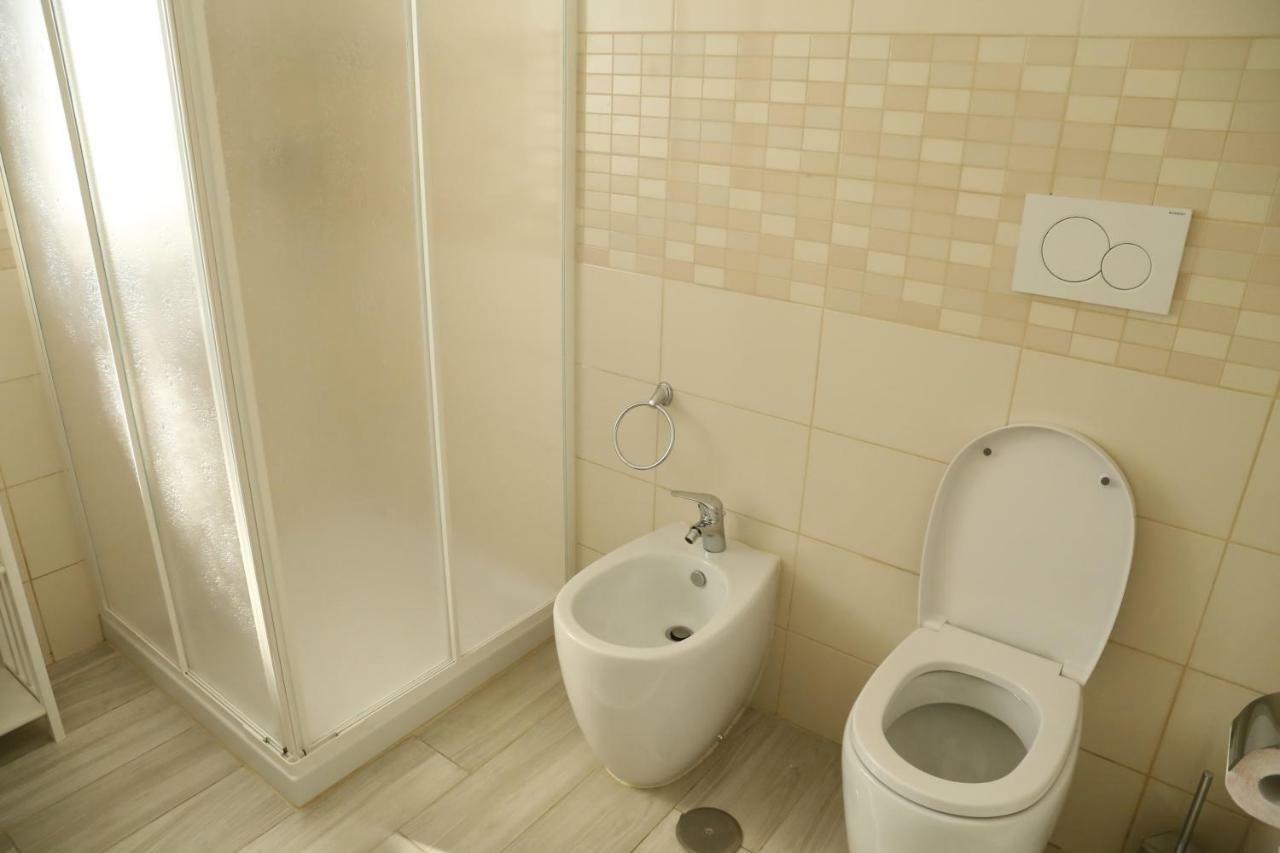 Mabell Guest House Civitavecchia Exterior foto