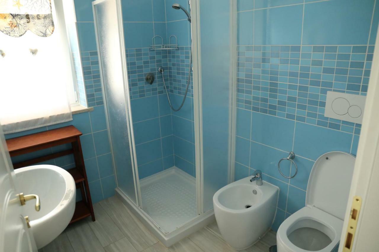 Mabell Guest House Civitavecchia Exterior foto
