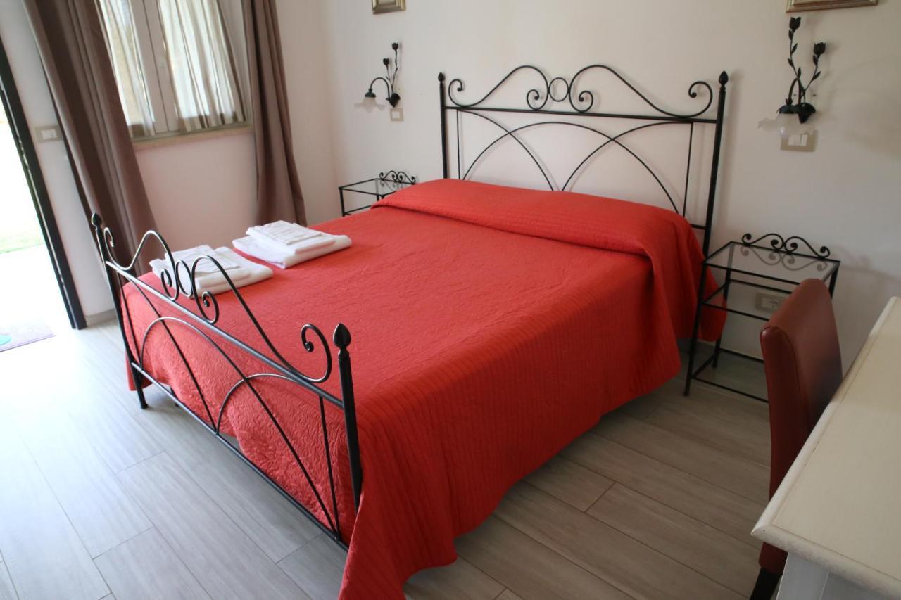 Mabell Guest House Civitavecchia Exterior foto